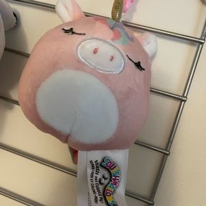 SQUISHMALLOW - Ilene Clip